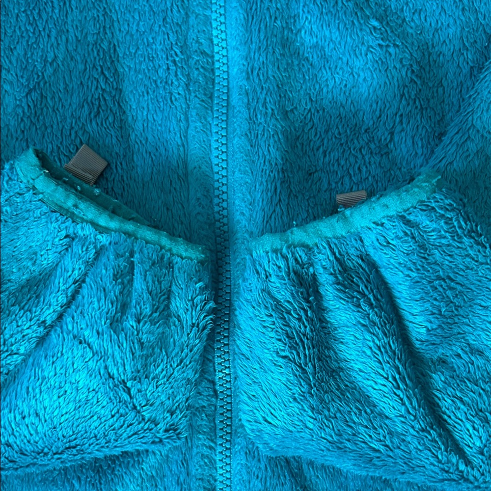 Women’s Teal North Face Fuzzy Jacket, Size M - Picture 4 of 4